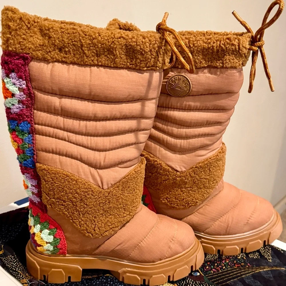 FARM Rio Tan Quilted Crochet Patchwork Puffy Winter Boots - Picture 2 of 16